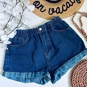 SHEIN Dark Wash Elastic Stretch Waist Cuffed Denim Shorts Size 6/Medium